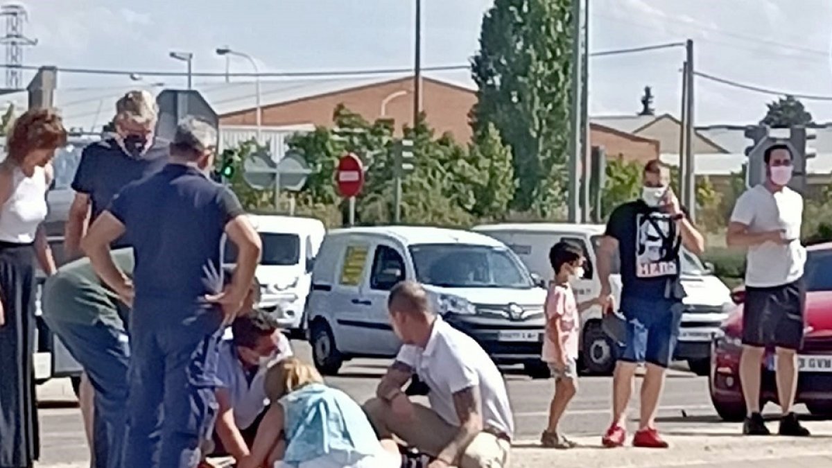 Un agente de la Policía Municipal sufrió un accidente de tráfico sufrió un accidente de tráfico cuando atendía la llamada del suceso.- ICAL