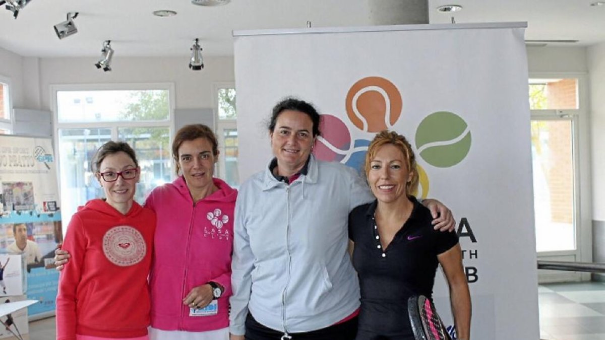 Ana Omaña, Raquel Giralda, Marta Sánchez y Susa Lucas (Oro femenino).-El Mundo