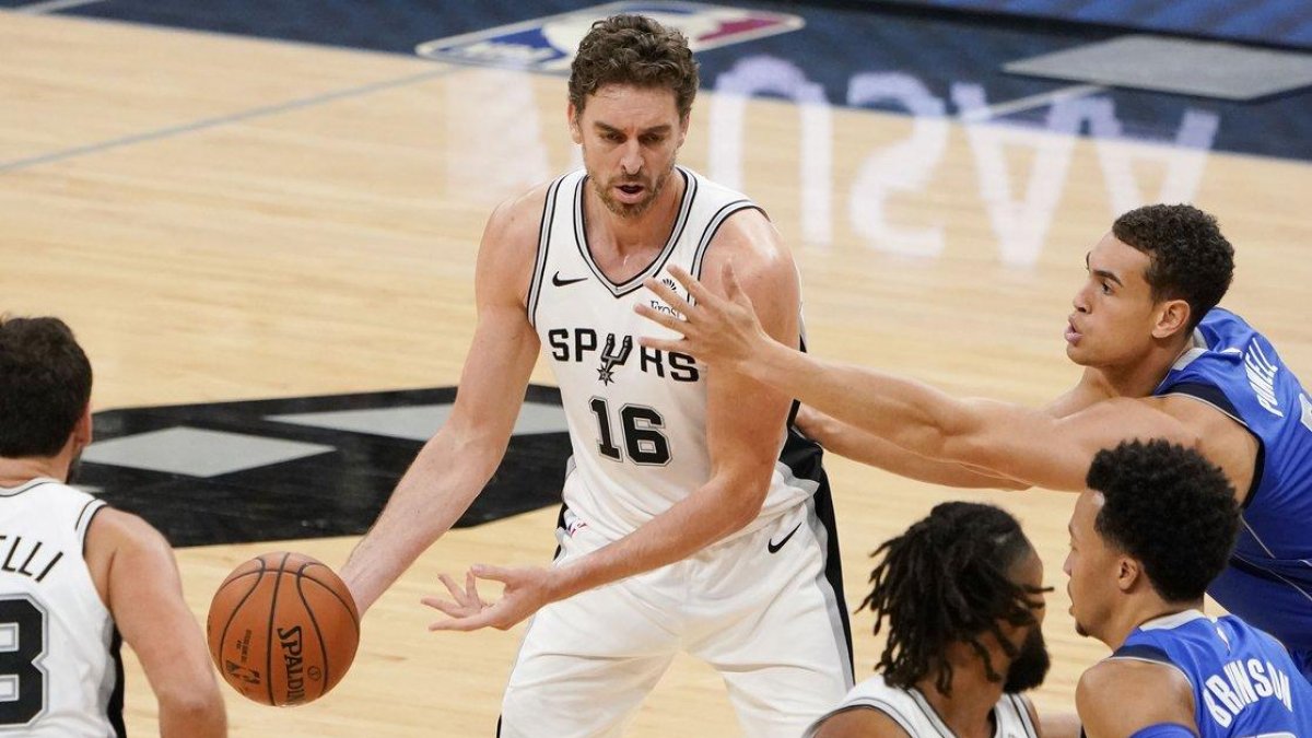 Pau, en un partido reciente con los Spurs-EFE