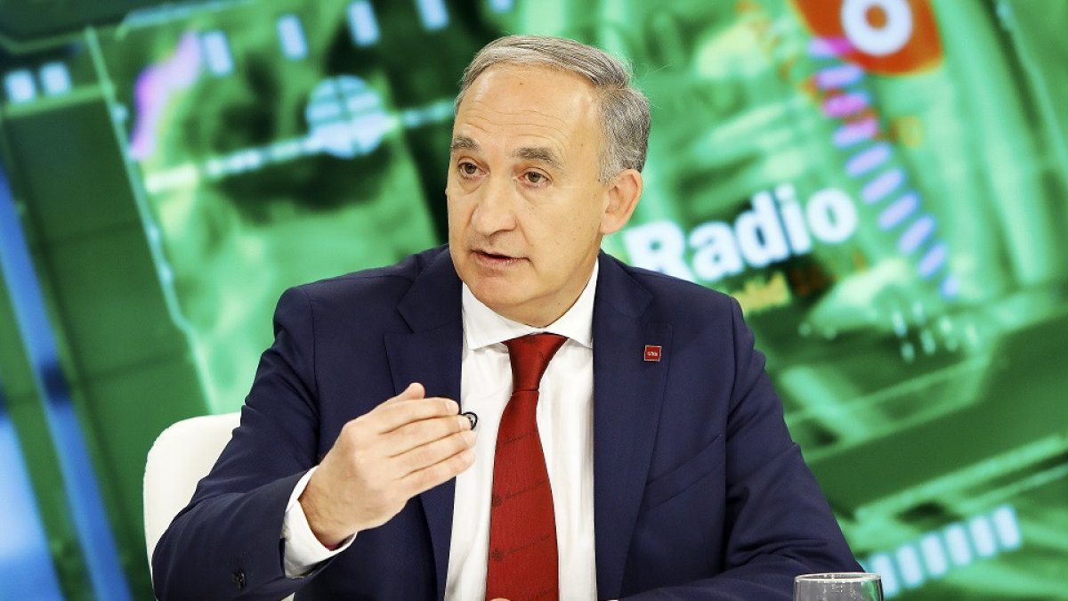 JUAN MIGUEL LOSTAU. 05/03//2020. VALLADOLID. COMUNIDAD DE CASTILLA Y LEÓN. EL RECTOR DE LA UVA ANTONIO LARGO CABRERIZO EN EL PROGRAMA DE TELEVISIÓN LA QUINTA ESQUINA.
