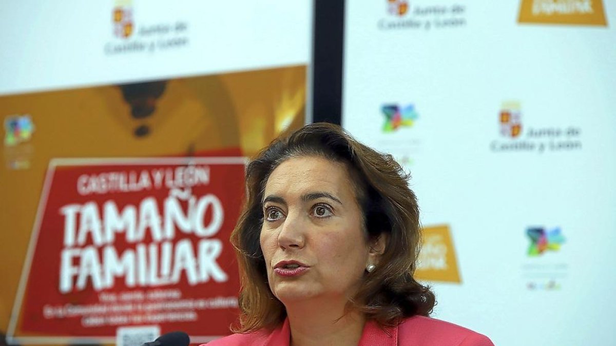 Josefa García Cirac, durante la presentación.-ICAL