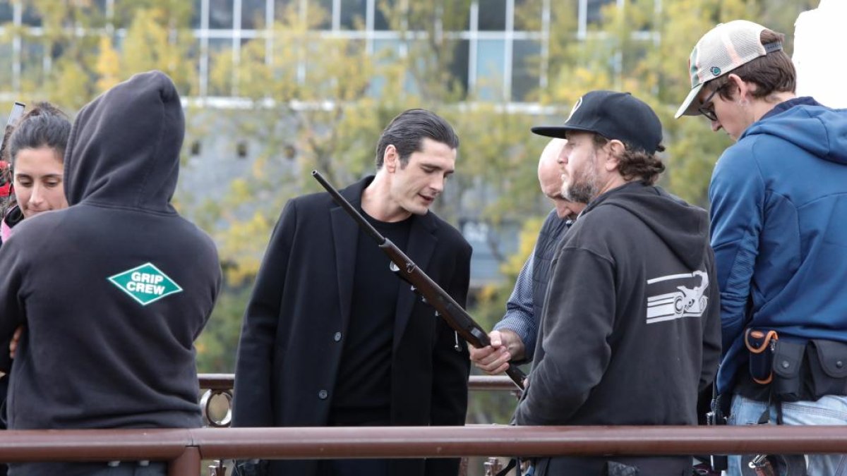 El Puente Mayor de Valladolid salta a la pantalla con Yon González y Memento Mori. J.M. Lostau