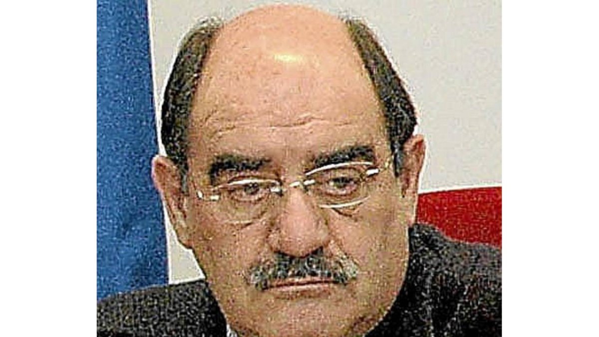 Crescencio Martín Pascual-Santiago G. Del Campo