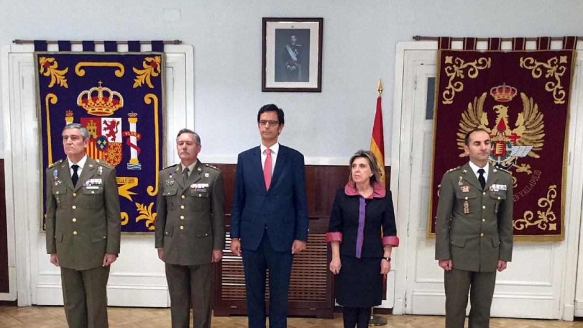 La delegada del Gobierno en Castilla y León, María José Salgueiro Cortiñas, asiste al acto institucional de toma de posesión del nuevo delegado de Defensa en Castilla y León, el teniente coronel Vicente González Martín-ICAL