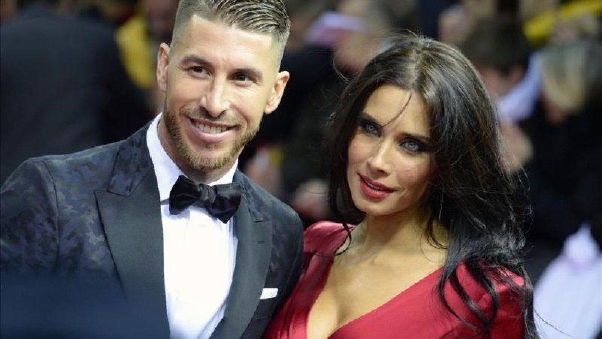 Sergio Ramos y Pilar Rubio en la ceremonia del Balón de Oro del 2016 en Zúric.-WALTER BIERI (AP)