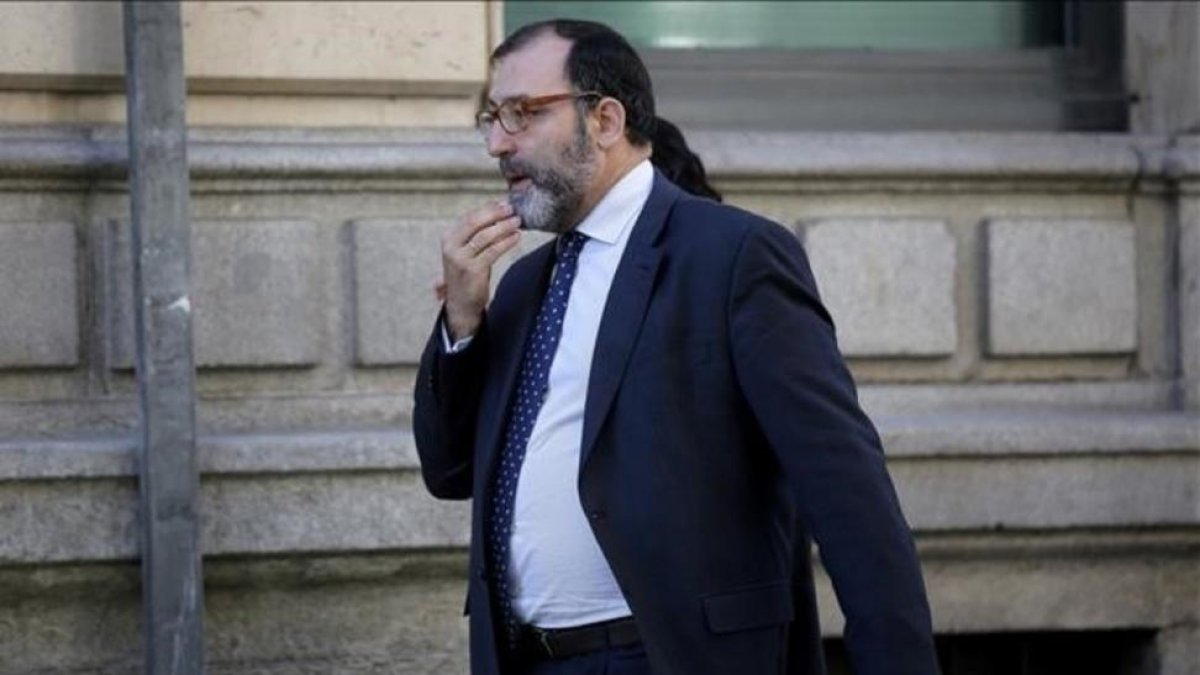 El juez Eloy Velasco entrando en la Audiencia Nacional.-