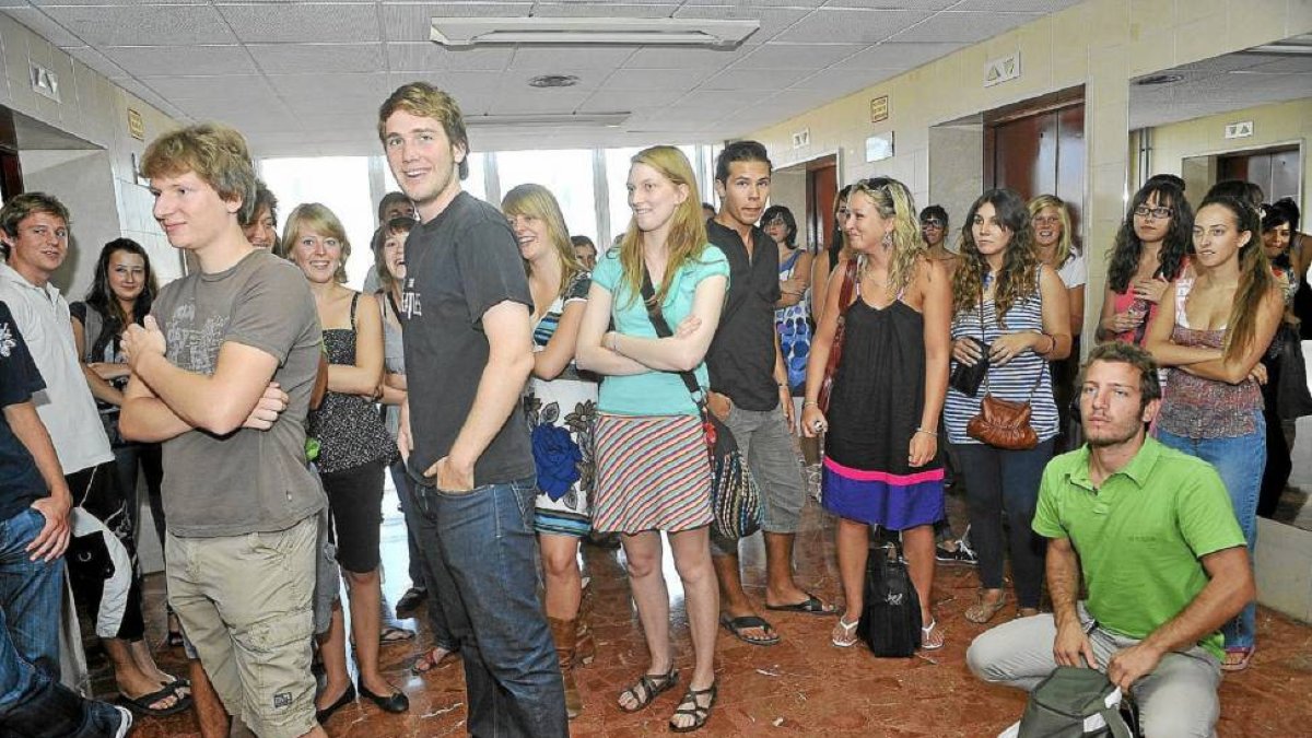 Grupo de estudiantes Erasmus en las instalaciones de la UVA-El Mundo