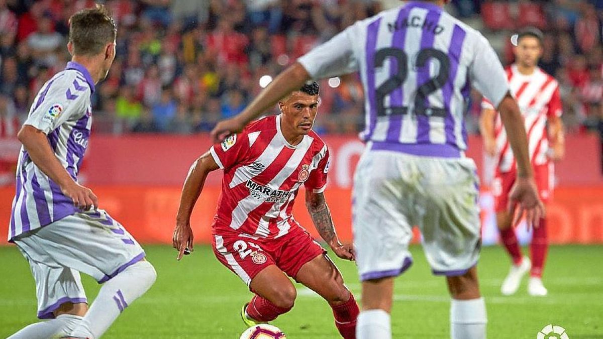 El hoy blanquivioleta Pedro Porro durante la primera jornada de la pasada temporada contra el Real Valladolid.-LFP