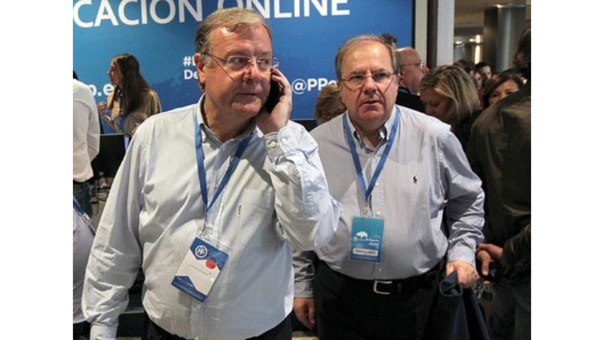 Jornada de clausura del XIX Congreso Nacional Extraordinario del PP en el que será elegido el nuevo presidente de la formación. En la imagen el alcalde de León, Antonio Silvan que formara parte de la candidatura de Pablo Casado.-Juan Lázaro / ICAL