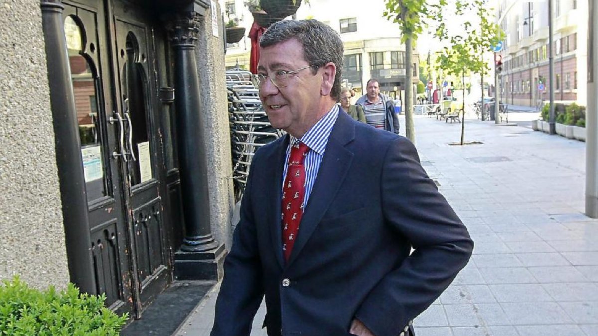 César Rico.-J. M. LOSTAU