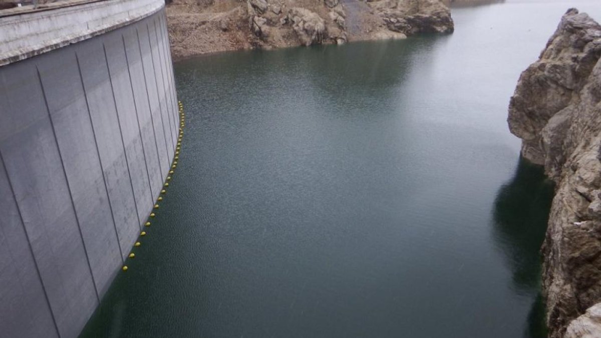 Embalse de la Cuenca Hisrográfica del Duero-@chd_duero