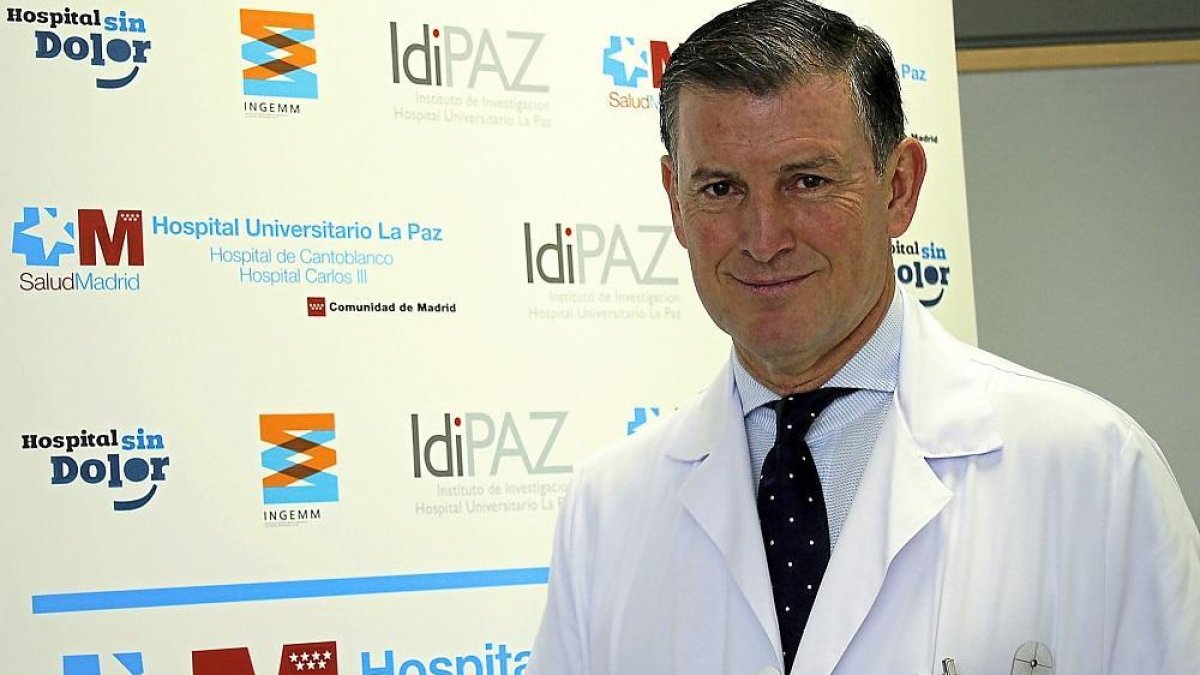 El salmantino Juan Carlos López en las instalaciones del hospital infantil La Paz de Madrid.-EL MUNDO