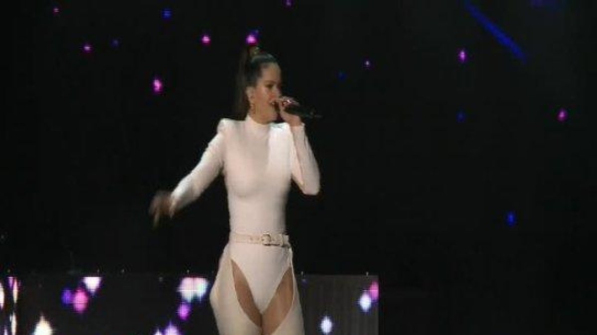 El cineasta Carlos Saura ha ofrecido a Rosalía trabajar en una película sobre flamenco.-EUROPA PRESS