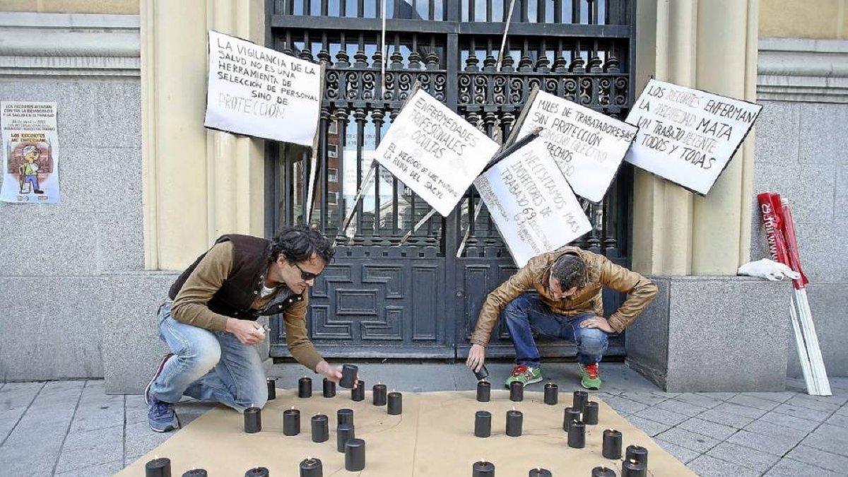 CCOO y UGT honran a las víctimas de accidentes laborales.-ICAL