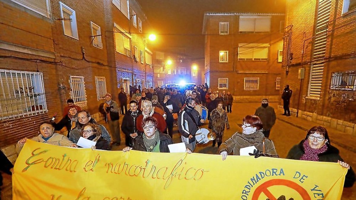 Manifestación de 2016 contra el narcotráfico en el barrio de Pajarillos.-J.M. LOSTAU