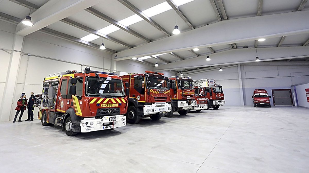 Instalaciones del parque de bomberos de Arroyo de la Encomienda, que da servicio a 35 localidades del alfoz de Valladolid. ICAL