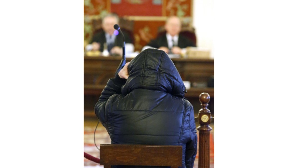 Juicio en la Audiencia Provincial de León contra R.P.F, acusado de abusar sexualmente de 16 menores y para el que se piden 234 años de cárcel-ICAL