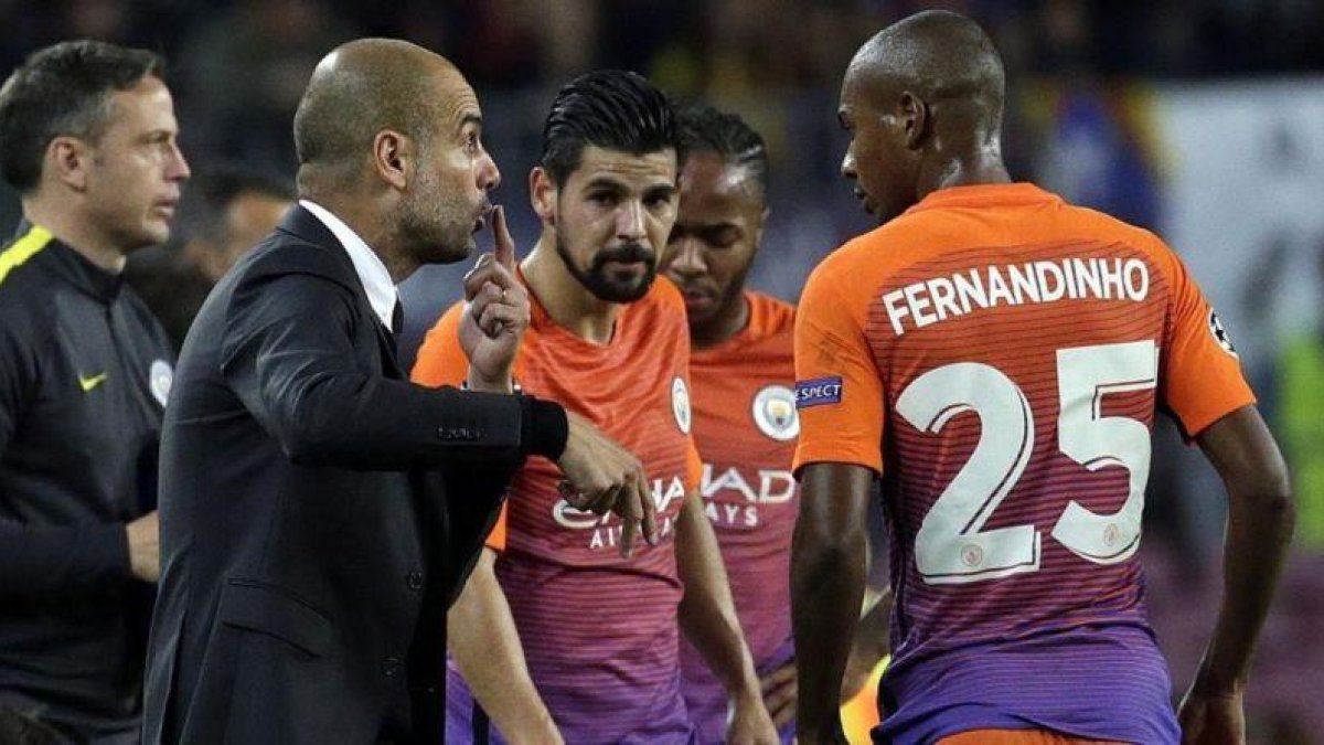 Nolito no entiende aún del todo el inglés y tiene problemas para entender a Pep.-EFE / ALBERTO ESTEVEZ