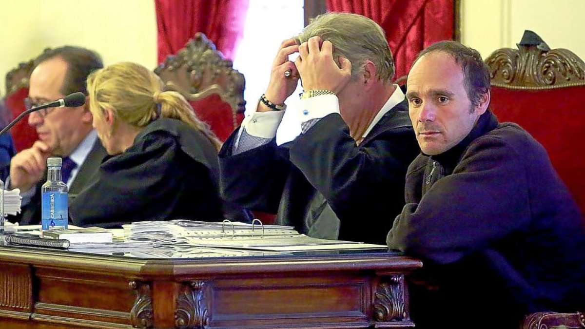 Muñoz durante la segunda sesión del juicio por el crimen de la peregrina americana Denise Pikka Thiem.-ICAL