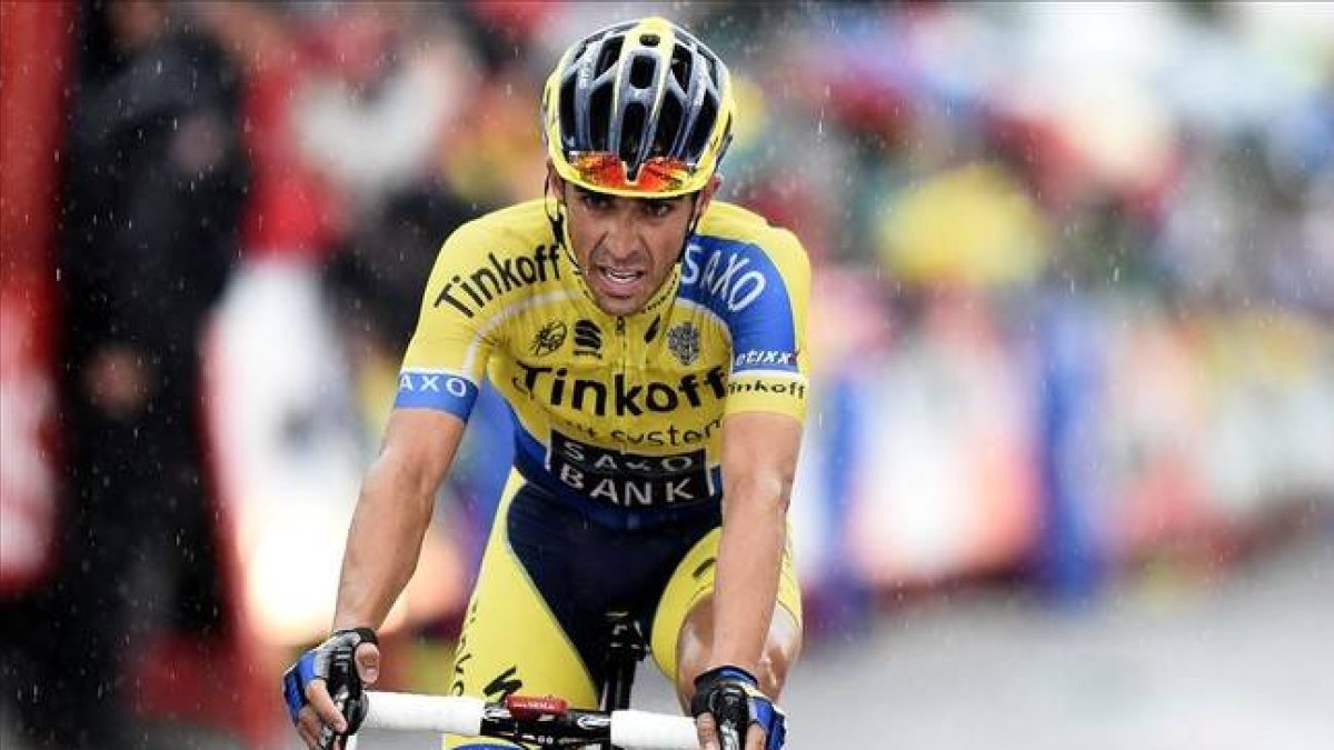 Contador, en el final de una de las etapas de la Vuelta.-Foto: AFP / JOSÉ JORDÁN