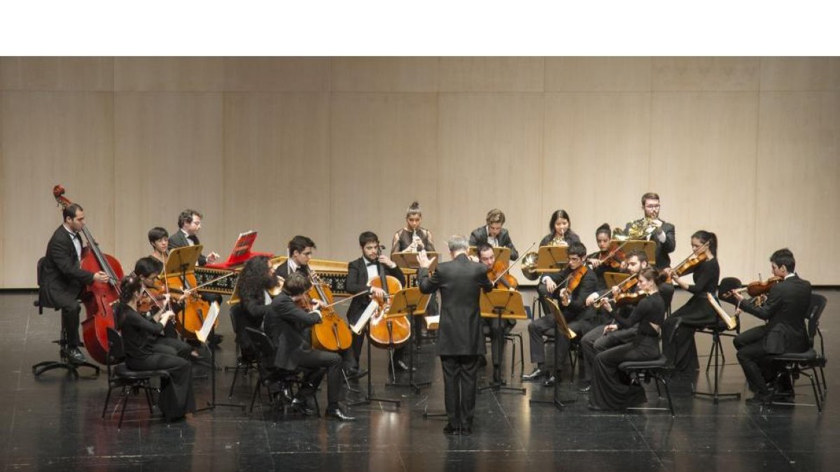 Concierto de Navidad de la Fundación Silos a cargo de Camerata Viesgo de la Escuela Superior de Música Reina Sofía, bajo la dirección del maestro Hansjörg Schellenberger-ICAL