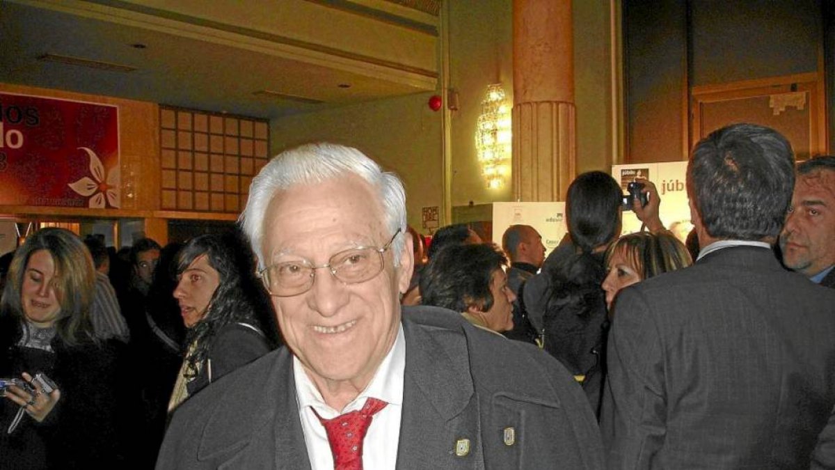 El padre Ángel García, fundador de Mensajeros de la Paz-El Mundo