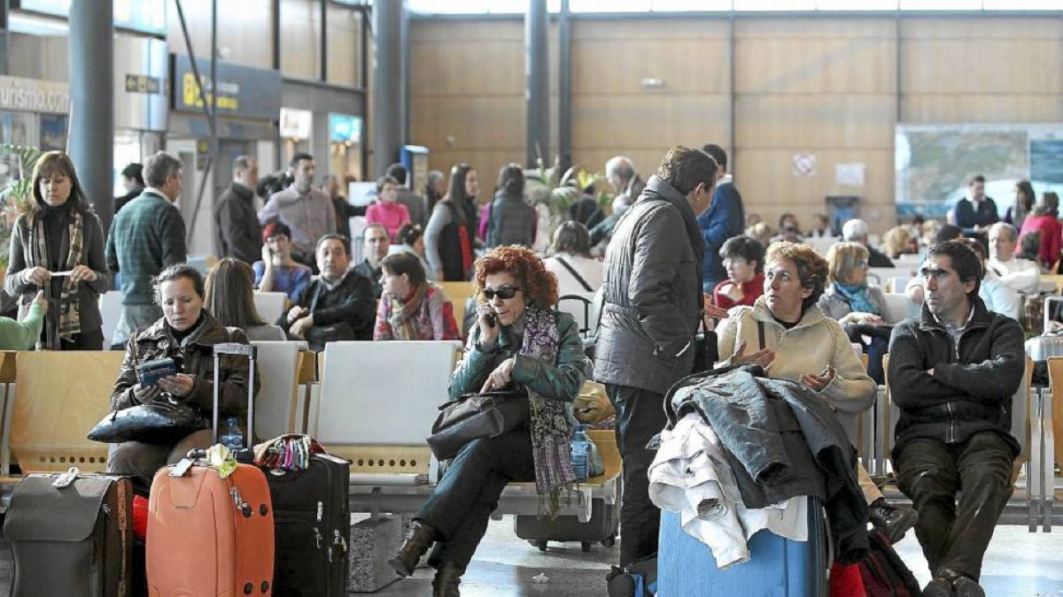 Aeropuerto de Villanubla-El Mundo