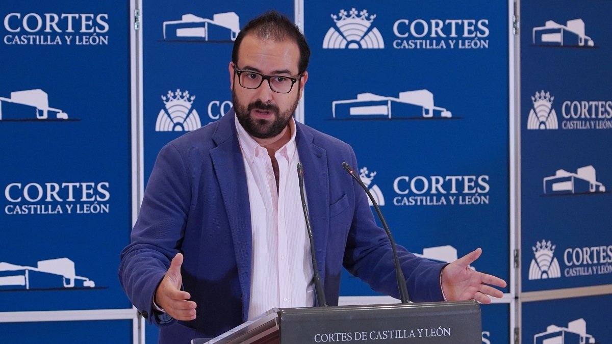 Ángel Hernández, en una imagen de archivo.- ICAL