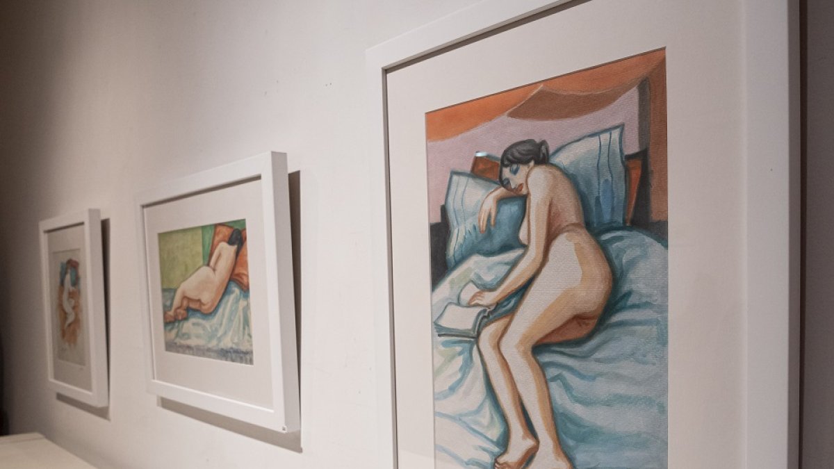 Algunos desnudos de Félix Cuadrado Lomas en la Galería Rafael. | JOSÉ C. CASTILLO