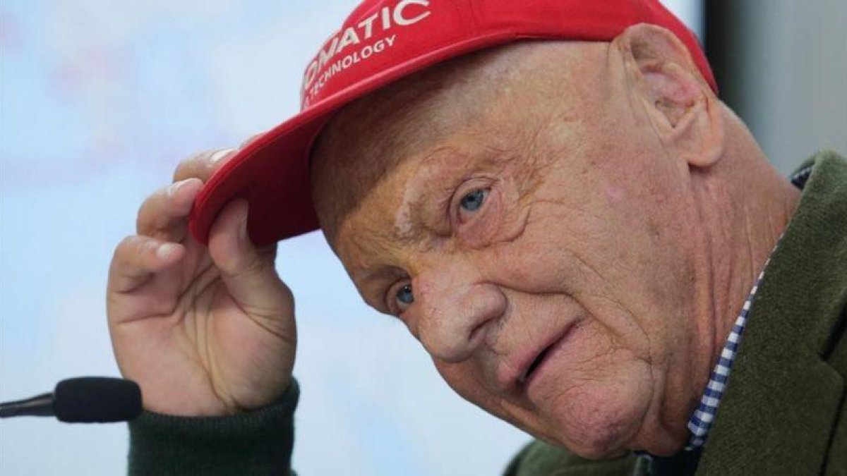 Niki Lauda, campeonísimo austriaco de F-1, en peligro tras un trasplante de pulmón.-REUTERS / HEINZ-PETER BADER