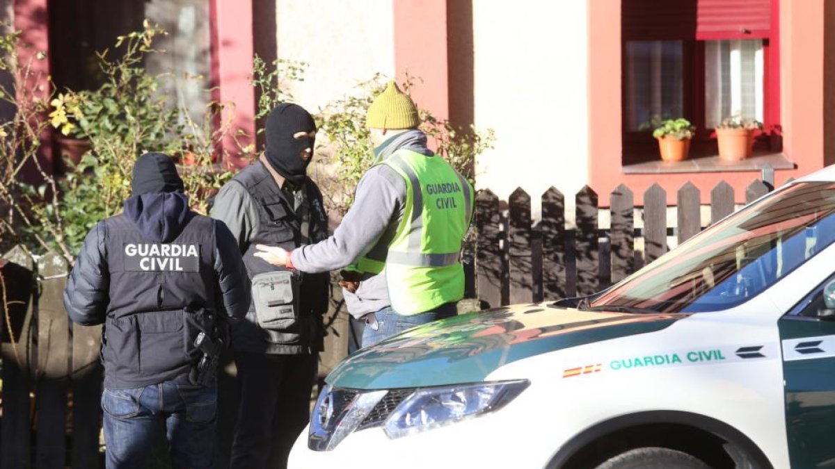 Detenido en Segovia un condenado por asesinatos con el GAL por su implicación con el yihadismo-ICAL