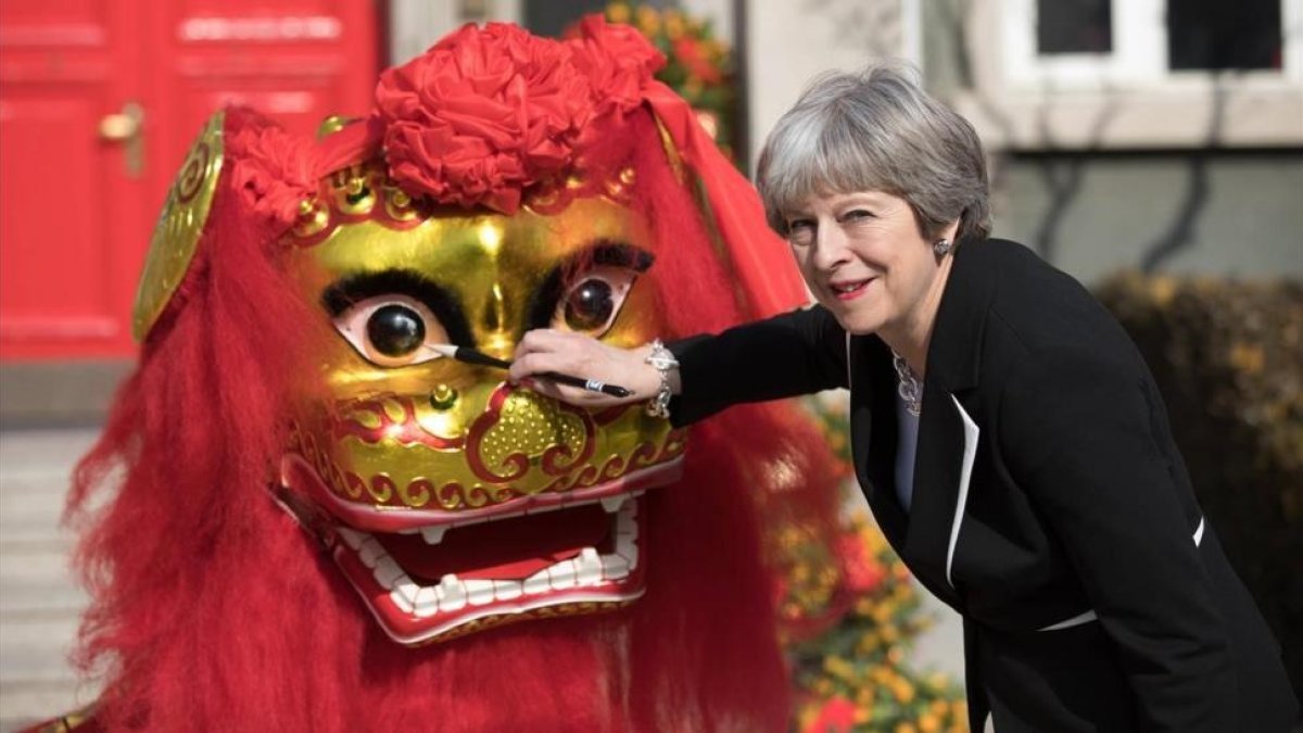 Theresa May, en su viaje oficial a China.-EFE / CHRIS RATCLIFFE
