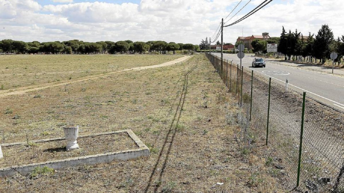 Terrenos de la antigua Hípica Militar donde estaba previsto celebrar Pingüinos-