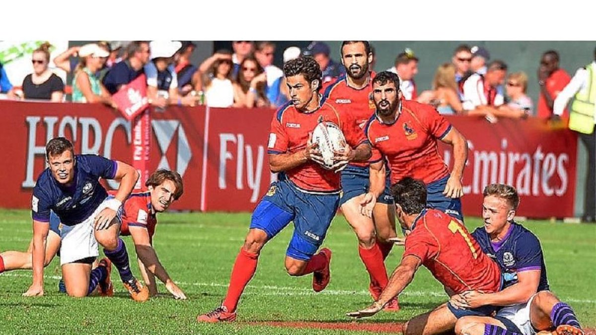 Un jugador de la selección española de Seven durante un partido.-FERUGBY