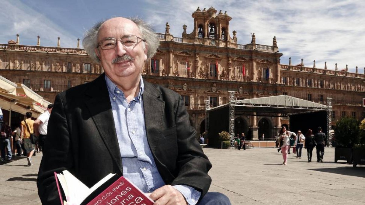 El poeta Antonio Colinas presenta en la Feria del Libro de Salamanca su último libro, 'Canciones para una música silente'-Ical