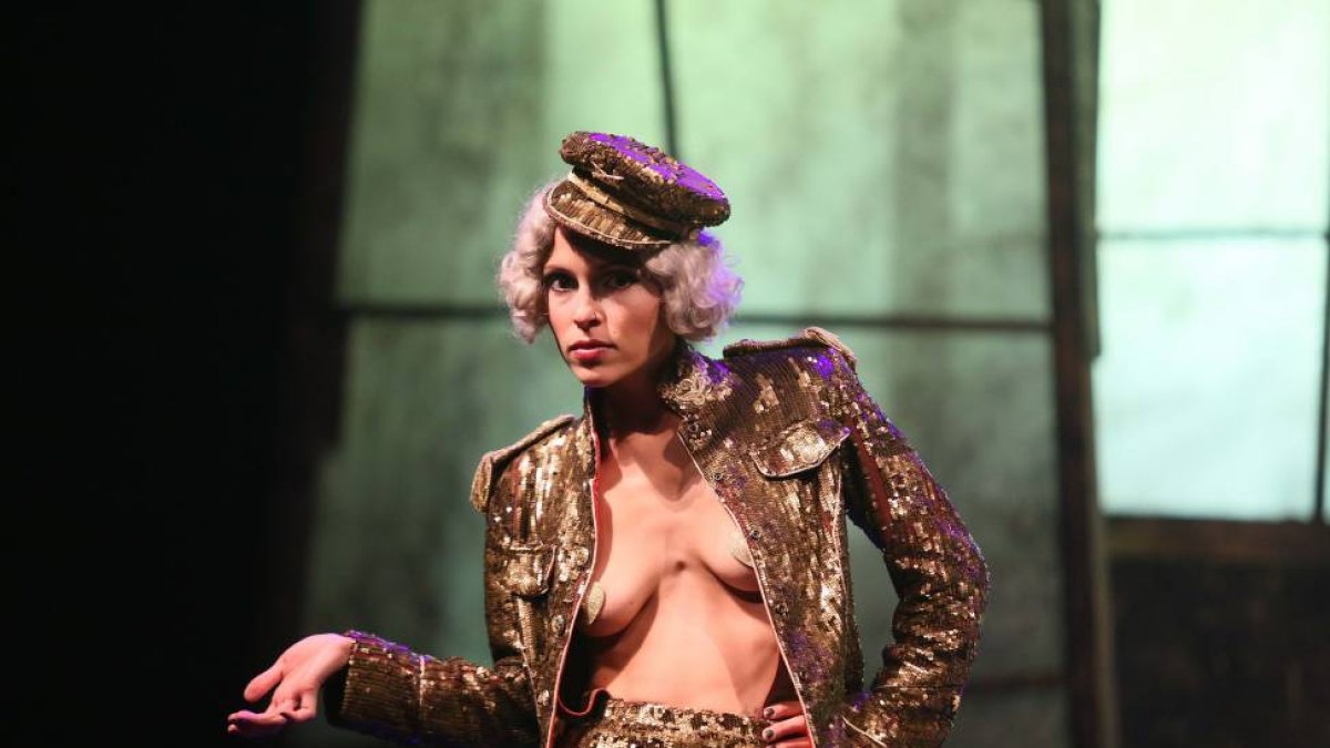 Espectáculo 'The Hole' en el teatro Calderón de Valladolid.-ICAL