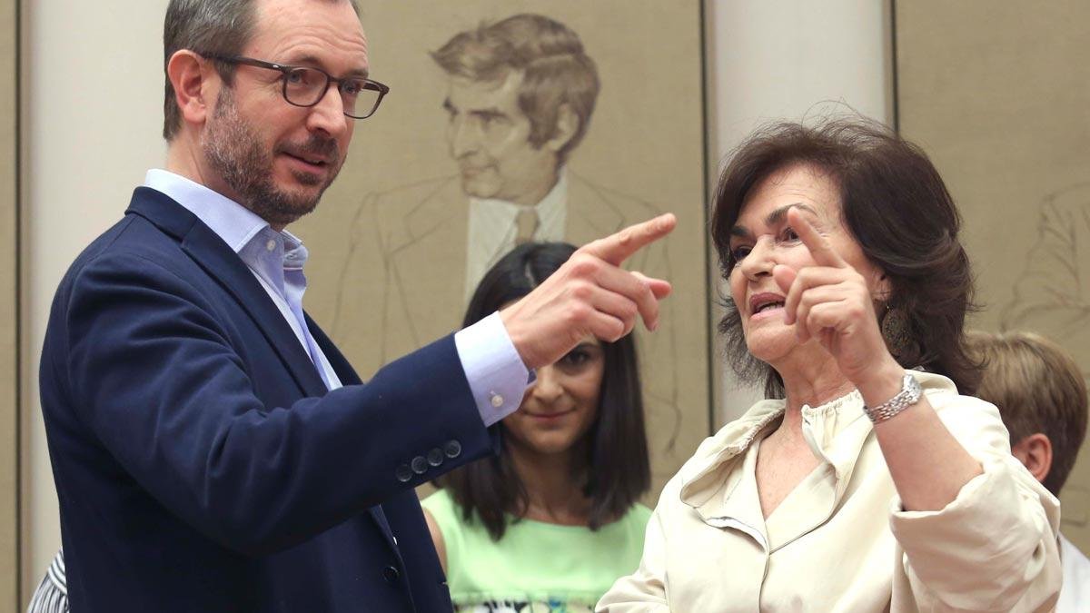 Carmen Calvo, hoy, en el Congreso junto a Javier Maroto-DAVID CASTRO