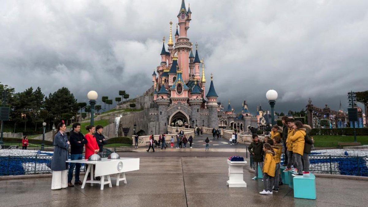 Los concursantes de Masterchef junior 5, en Eurodisney.-RTVE