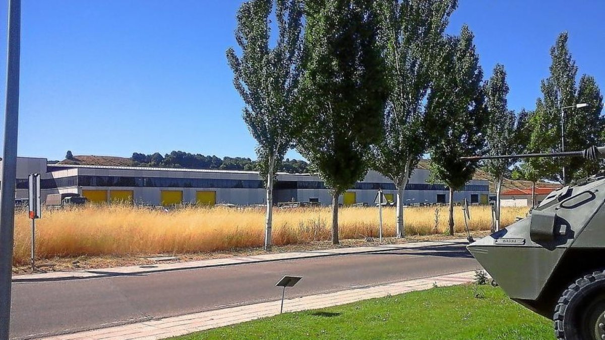 Instalaciones de la Agrupación de Apoyo Logístico Nº 61 (AALOG) en la Base ‘El Empecinado’ de Santovenia de Pisuerga.-E.M.