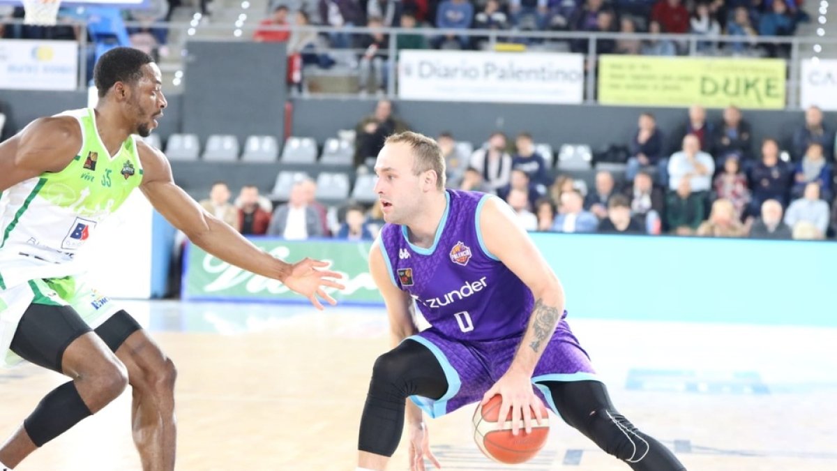 Devin Schmidt con Zunder Palencia. / E. M.