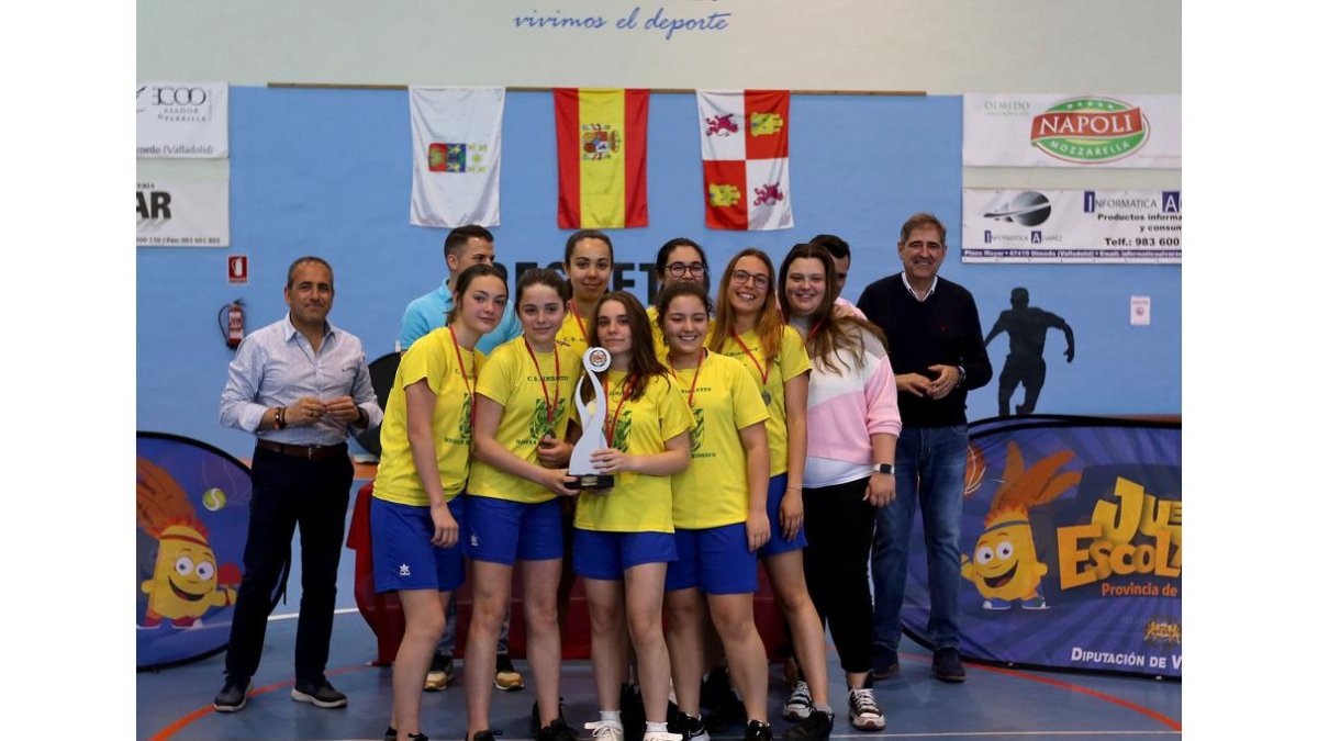 Almirantes cadete femenino. / E. M.