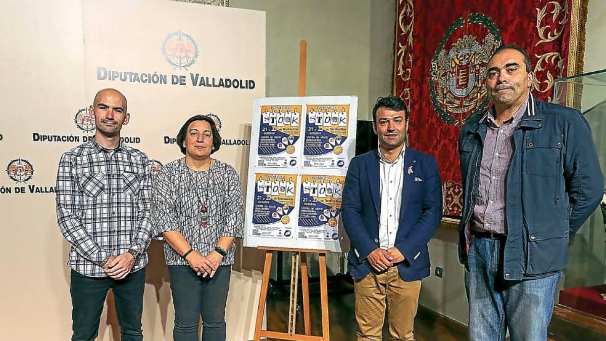 Casares y Poncela ayer, en la presentación de la Feria en Diputación.-EL MUNDO
