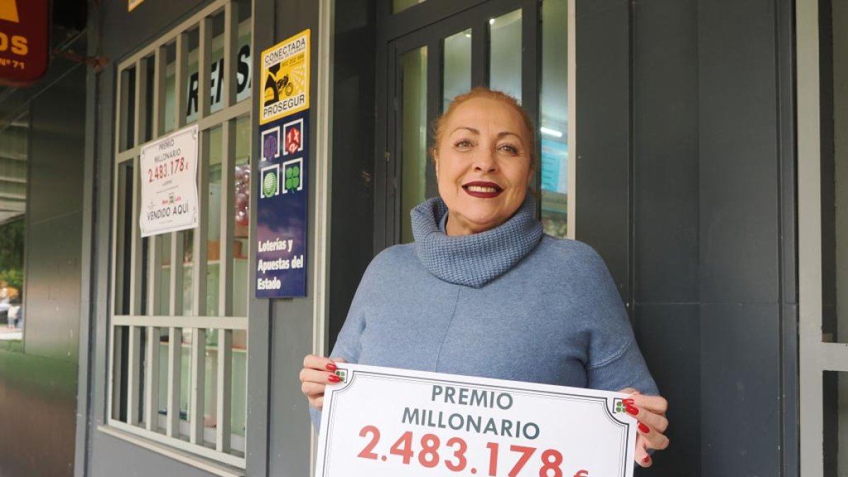 Begoña Gonzalo, dueña de la administración de Huerta del Rey que repartió un boleto premiado con 2,4 millones de euros - PHOTOGENIC