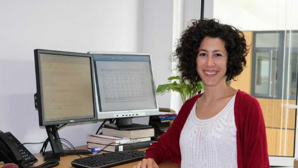 Aurora Pérez Cornago, en la Universidad de Oxford, donde trabaja en la actualidad.-HDS