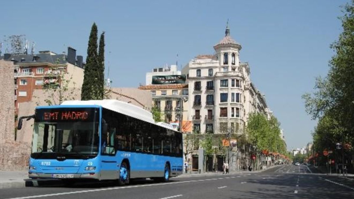 Un autobús de la EMT.-EMT