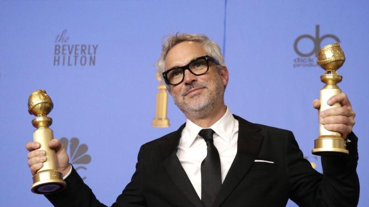 Alfonso Cuarón gana como mejor director en los Globos de Oro 2019 por Roma.-EFE