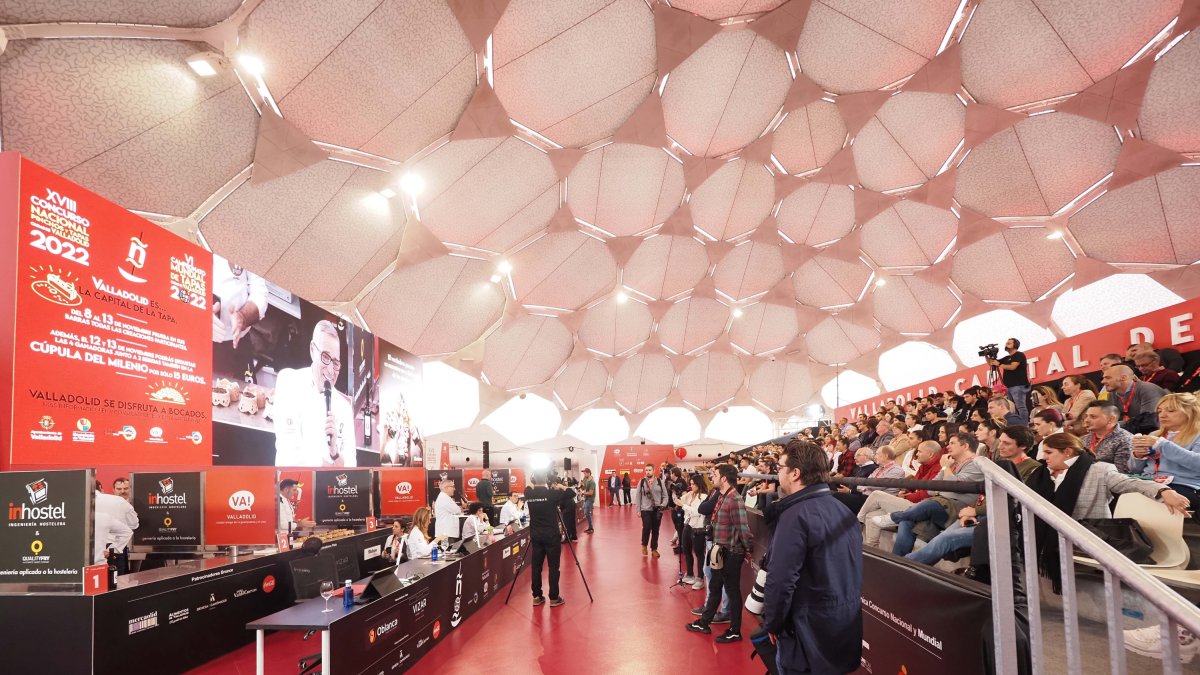 Demostración del Concurso Nacional de Pinchos en la Cúpula del Milenio. | E. M.