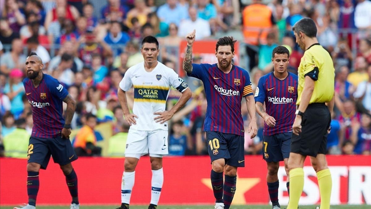 Leo Messi celebra su gol durante ante el Boca durante el trofeo Gamper /-ALEJANDRO GARCIA (EFE)