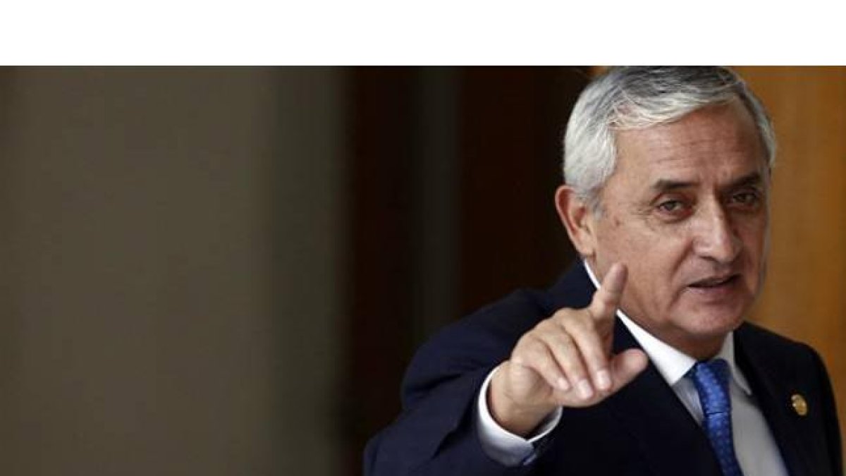 Otto Pérez Molina, en una rueda de prensa, el pasado 31 de agosto, en Guatemala.-AP / MOISÉS CASTILLO
