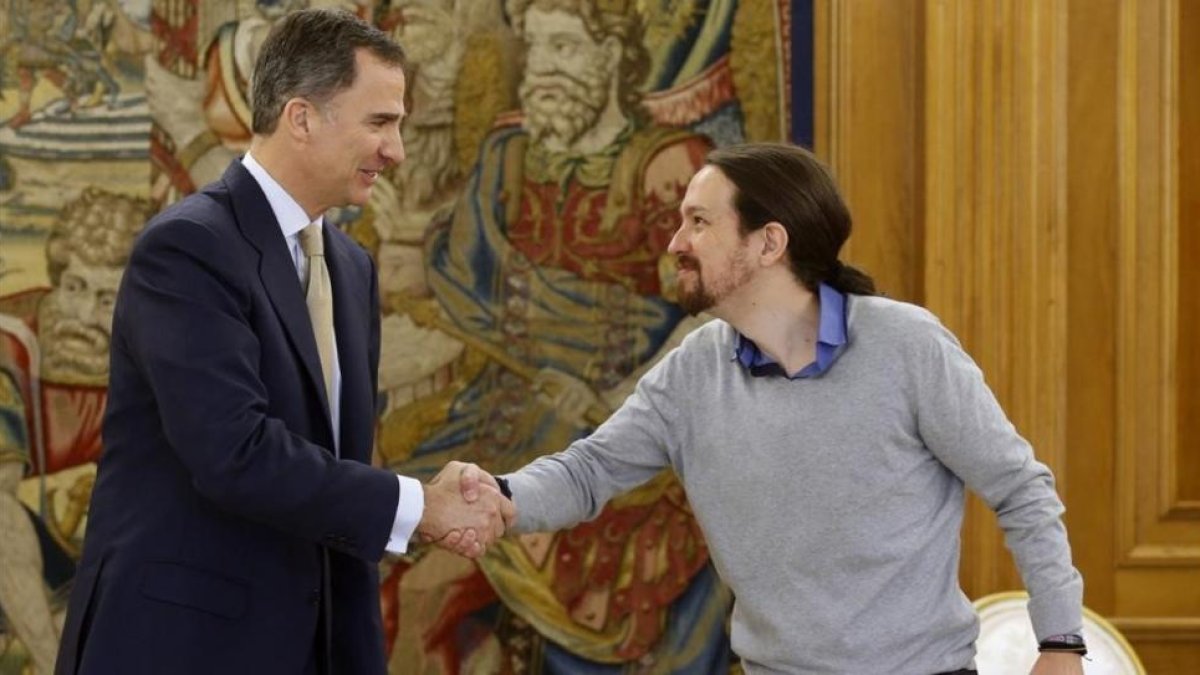 Tres candidatos de Unidos Podemos encabezarán la protesta de IU contra la monarquia, mañana viernes en San Sebastián.-EFE / ÁNGEL DÍAZ
